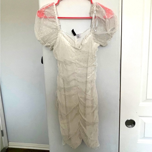 H&M Divided White Dress (XS) - Picture 1 of 4